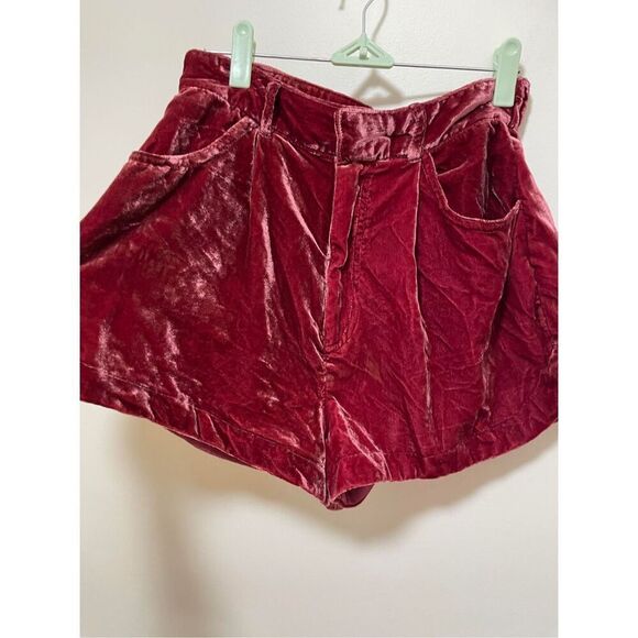 Free People Sky's The Limit Velvet Shorts Size S - Picture 3 of 6